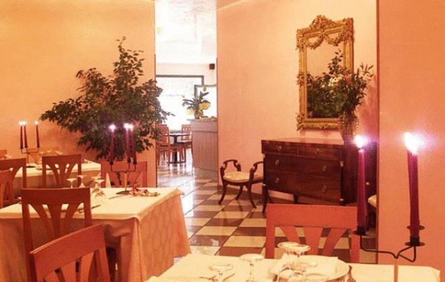 Hotel Ristorante Al Bassanello Bassano del Grappa Exteriör bild