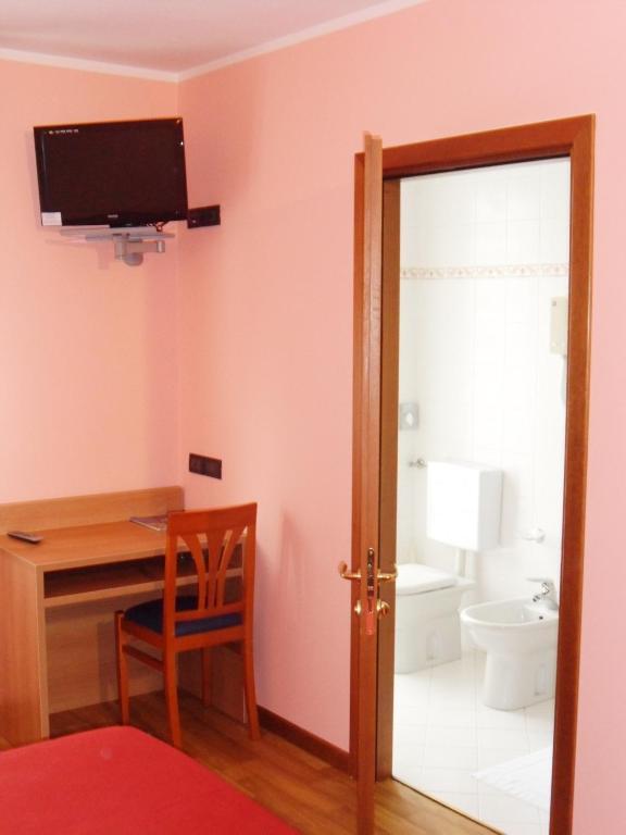 Hotel Ristorante Al Bassanello Bassano del Grappa Rum bild